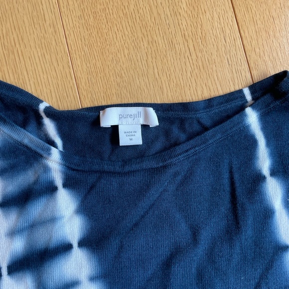 J. Jill Pure Jill top in navy and white. Size M. - Picture 3 of 3